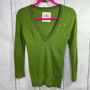 Hollister Green V Neck Preppy Y2K Knit Sweater S Casual Classic Minimalist Cozy